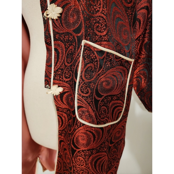Red Metallic Brocade Jacket - Picture 7 of 13